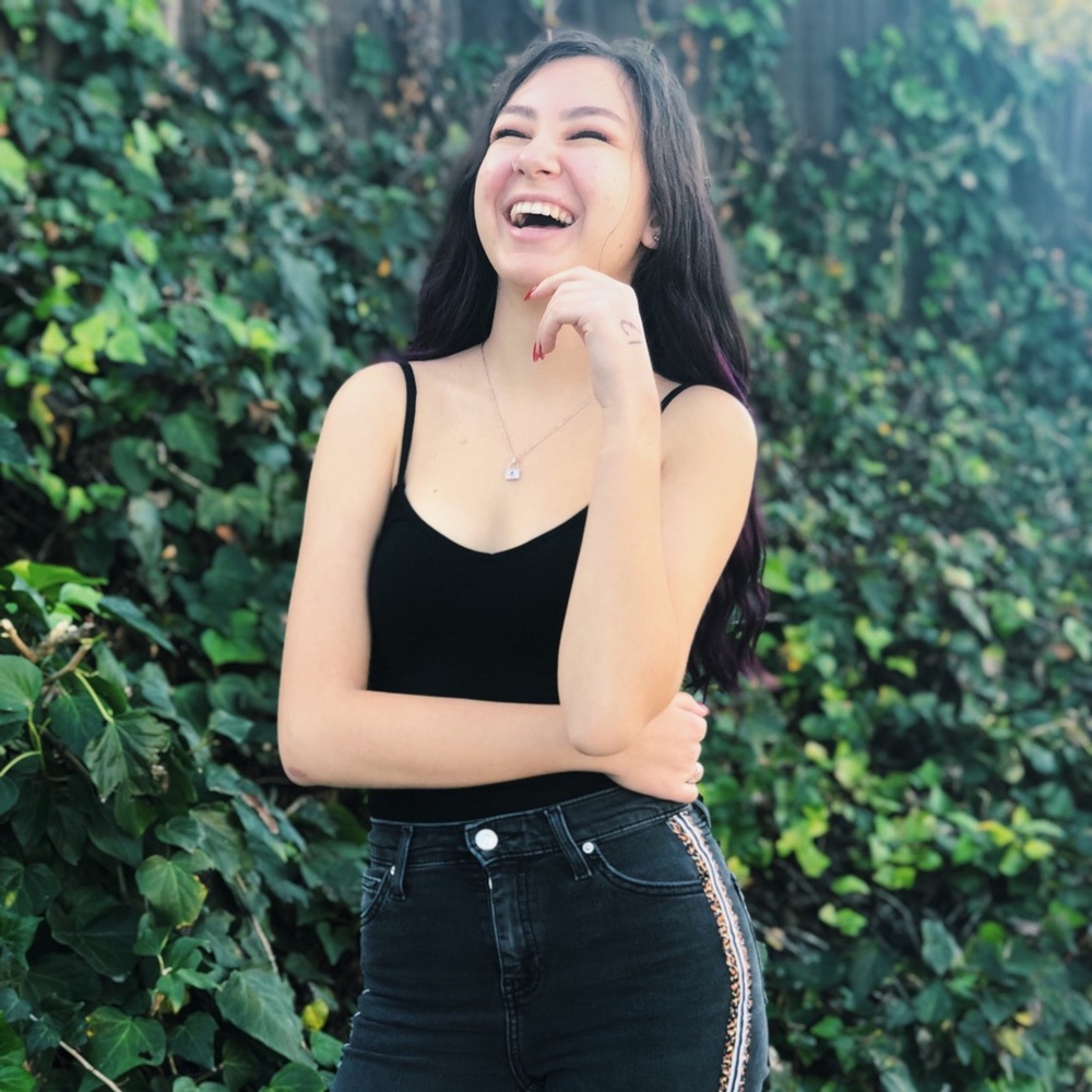 Meet your Posher, Megan